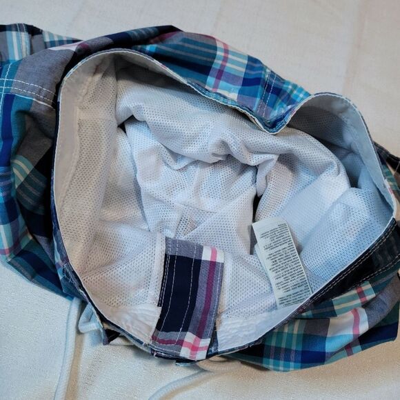 Hollister Plaid 8" Swim Trunks Board Shorts Size Medium - Picture 6 of 9